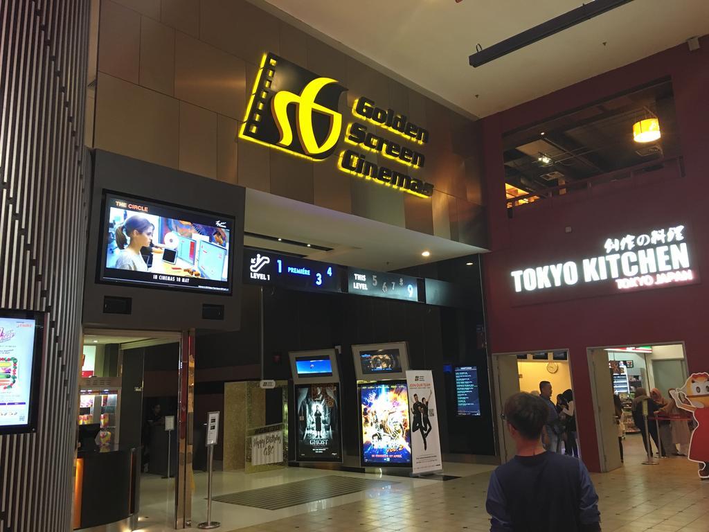 Rainbow Service Suite At Times Square Kuala Lumpur Exteriör bild