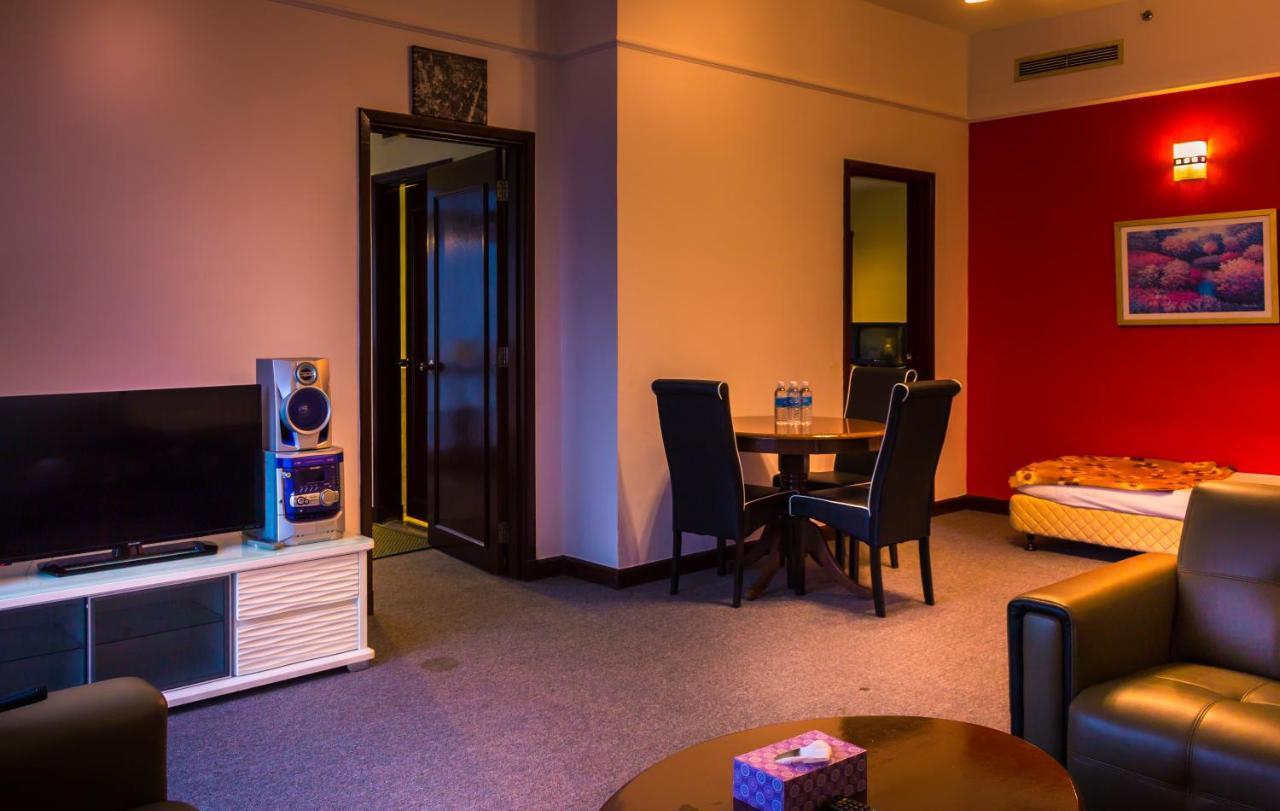 Rainbow Service Suite At Times Square Kuala Lumpur Exteriör bild